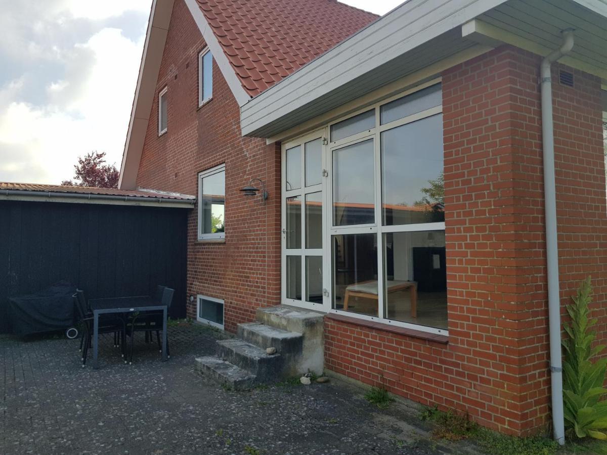 Вилла Hus Til Stor Familie Bredebro Экстерьер фото